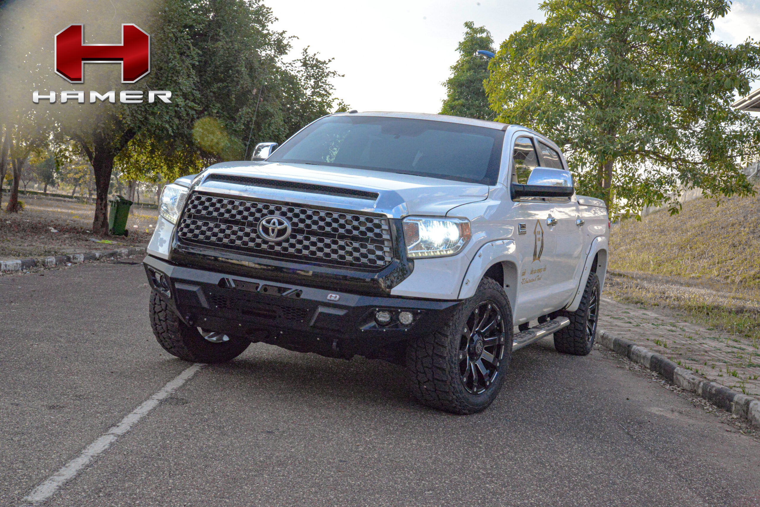 KING-SERIES-BULL-BAR-TOYOTA-TUNDRA-2