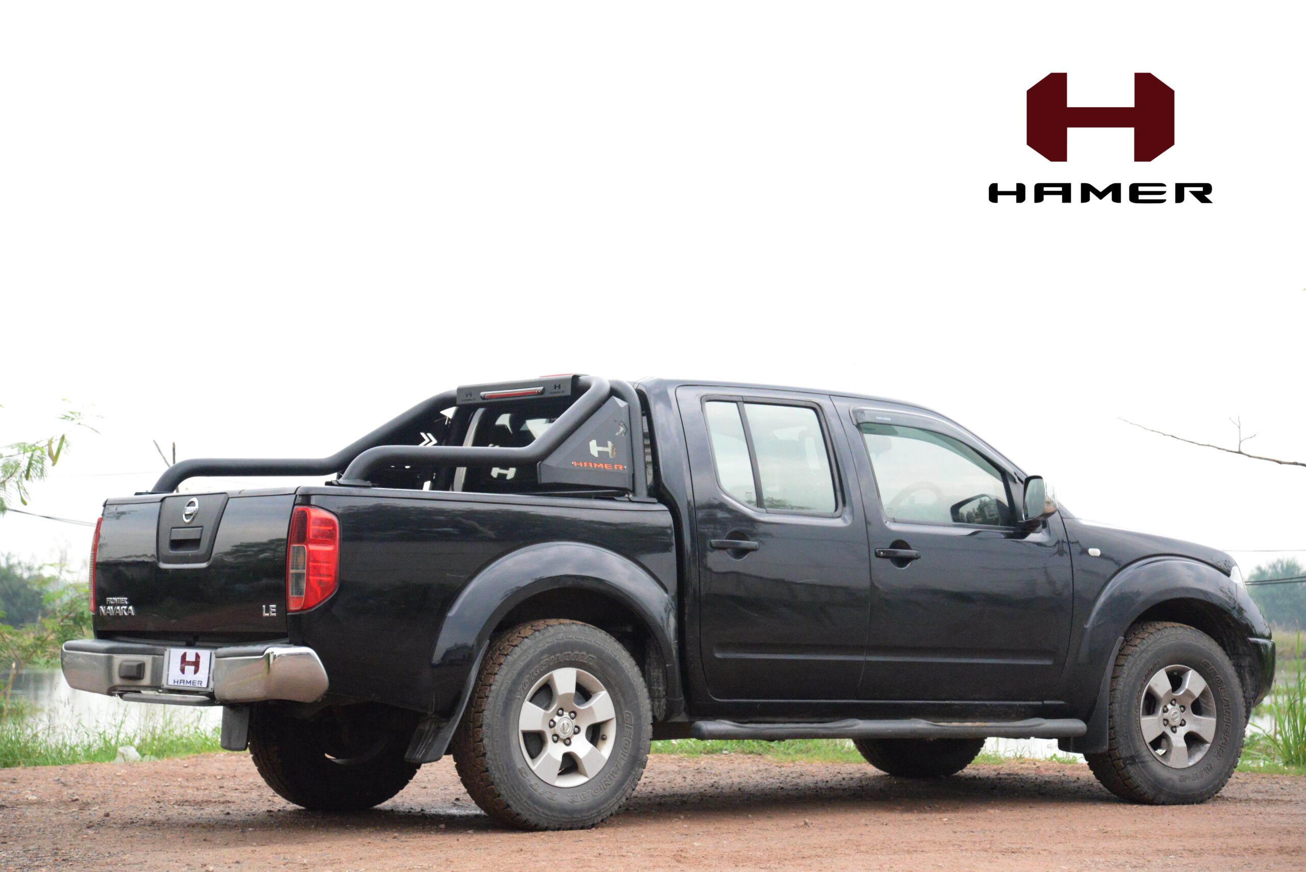 PREMIUM-SERIES-ROLL-BAR-FOR-NISSAN-NAVARA-D41